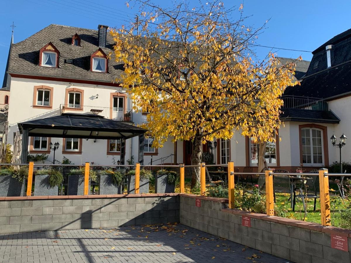 Weinhof Michael Morbach Hotel เซลทิงเงน-อาคทิก ภายนอก รูปภาพ